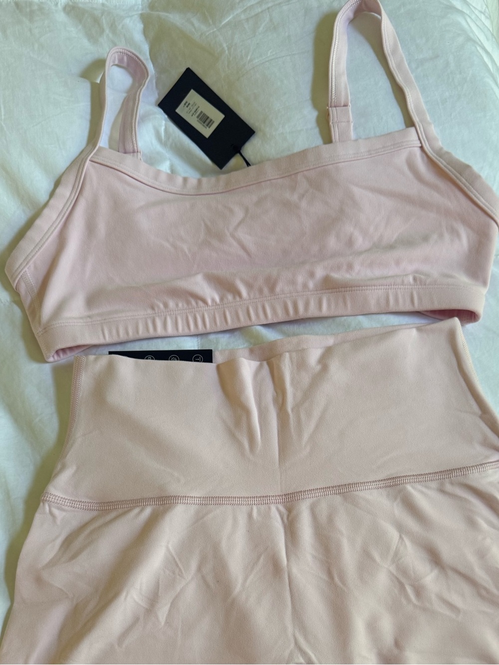 Aritzia Women’s Pink Sports Bra